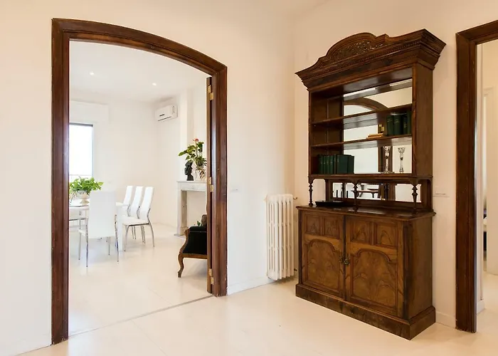 Vatican 307 Apartment